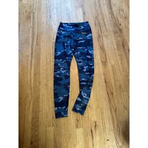 Women’s Nike Dri-FIT Mid Rise Camo Tight Leggings Thunder Blue, Size Small